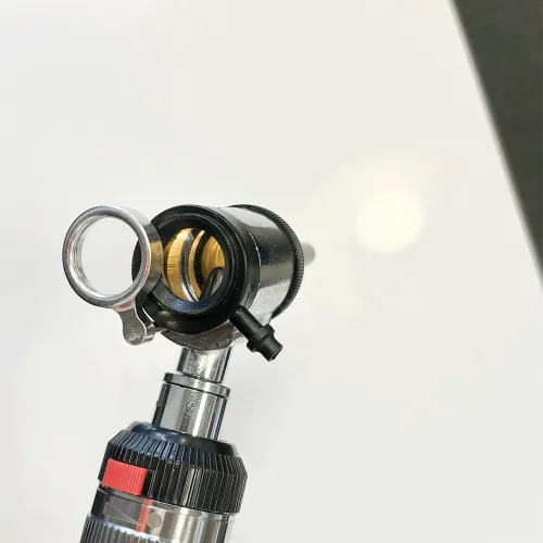 Weterynaryjny otoskop halogenowy 2,5V + wzierniki Otoskop-led.webp