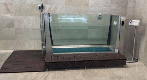 Bieżnia wodna dla psów i kotów FizjoPet Large C1.webp