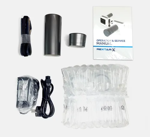 Aparat RTG stomatologiczny ręczny REXTAR- X Ręczny aparat RTG REXTAR-X gotowy do użycia – kompaktowy, lekki i ergonomiczny. Widoczna nowoczesna obudowa z uchwytem oraz panelem sterującym, zaprojektowany do precyzyjnej diagnostyki stomatologicznej w każdych warunkach.