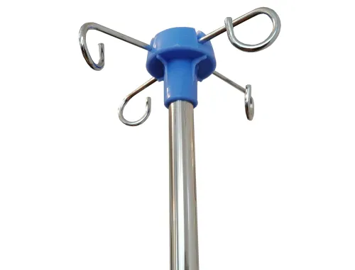 Stojak na kroplówki stalowy z regulowaną wysokością Weterynaryjny stojak na kroplówki z regulowaną wysokością i czterema metalowymi uchwytami. Widoczna pięcioramienna podstawa z kółkami oraz teleskopowa, stalowa konstrukcja.